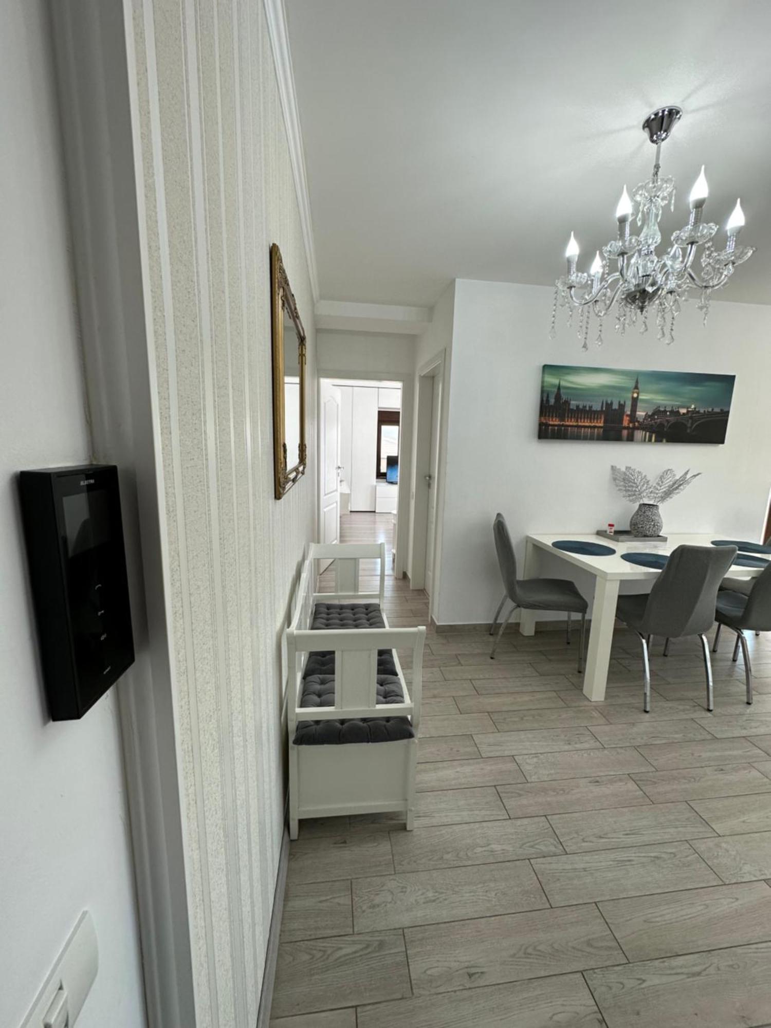 Venetia Apartament - Timisoara Daire Dış mekan fotoğraf